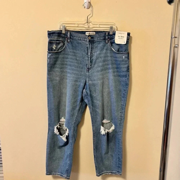 Abercrombie & Fitch Denim - NWT ABERCROMBIE & FITCH DENIM  - THE MOM HIGH RISE - SIZE 34S (18S) -DISTRESSED